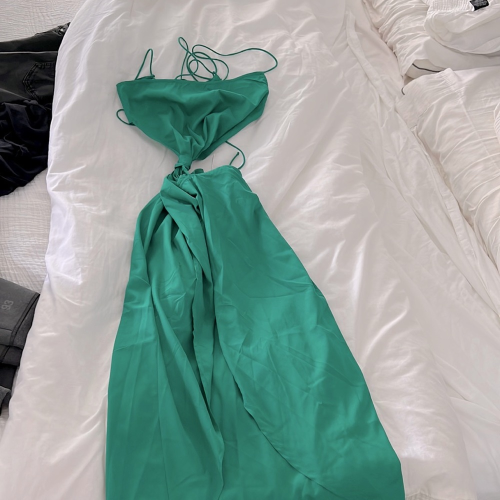 ASOS DESIGN cut out beach dress with tab detail in chiffon jewel green size 2